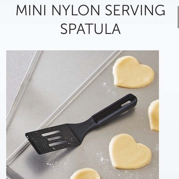 Pampered Chef Other Pampered Chef Mini Nylon Serving Spatula Poshmark